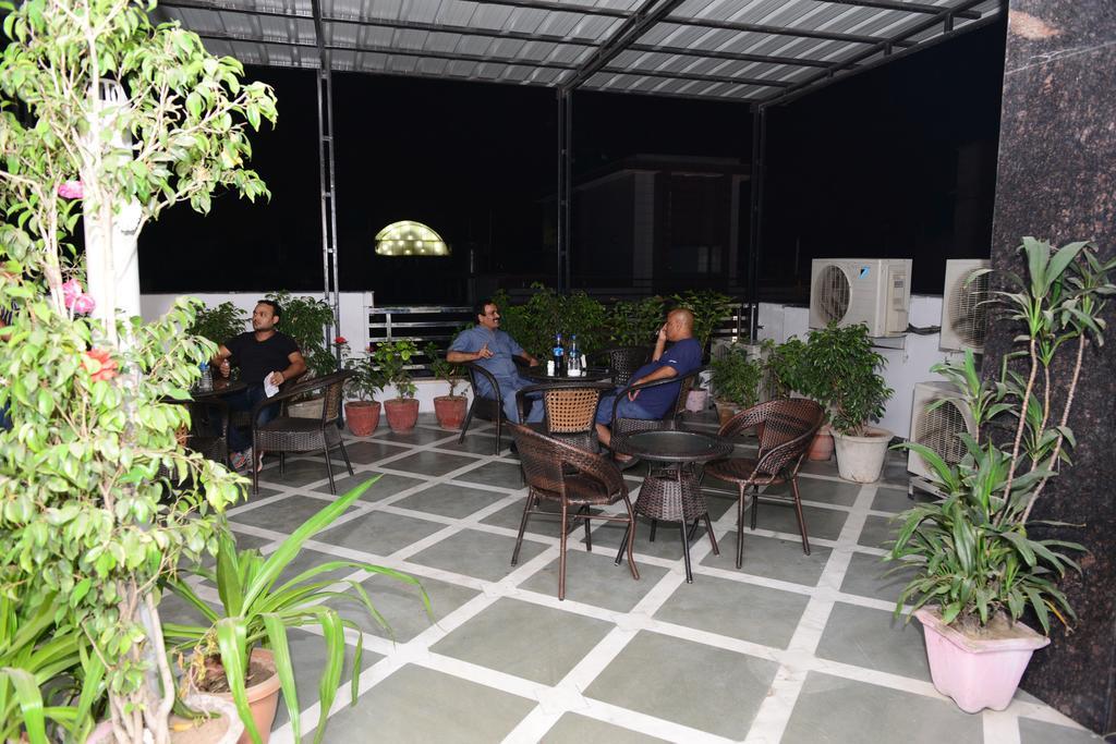Hotel Cabana @ Pahar Ganj New Delhi Ngoại thất bức ảnh