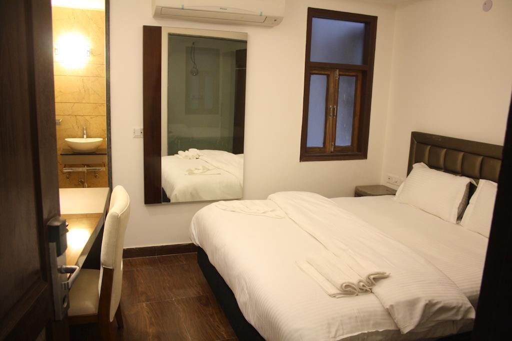 Hotel Cabana @ Pahar Ganj New Delhi Phòng bức ảnh